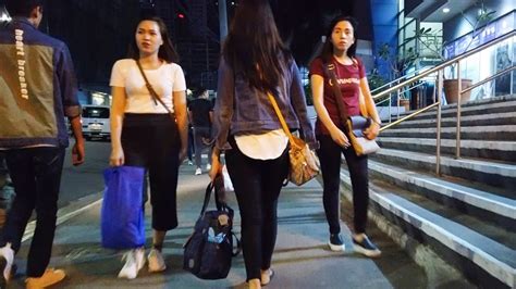 pinay walk lounge